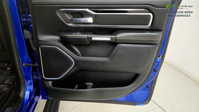 Used 2019 RAM 1500 Laramie w/ Sport Appearance Package AWD/4WD image 39