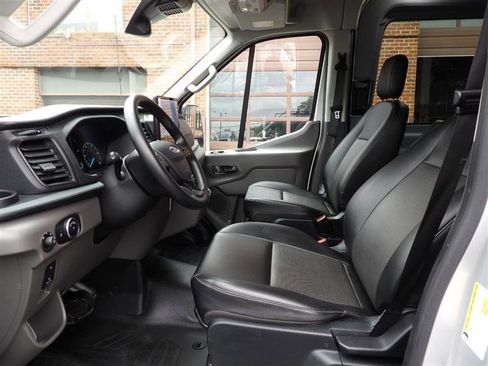 Used 2022 Ford E-Transit Medium Roof w/ Load Area Protection Package image 12