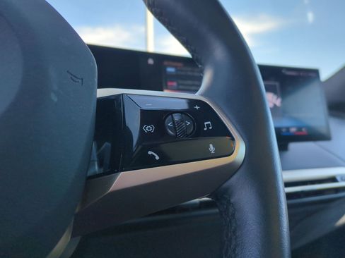 Certified 2023 BMW iX xDrive50 w/ Premium Package image 20