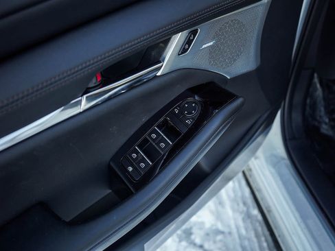 New 2026 MAZDA MAZDA3 2.5 Turbo Sedan w/Premium Plus image 17