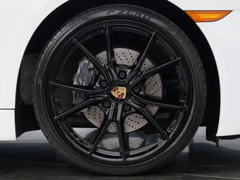 Used 2021 Porsche 718 Cayman RWD image 41