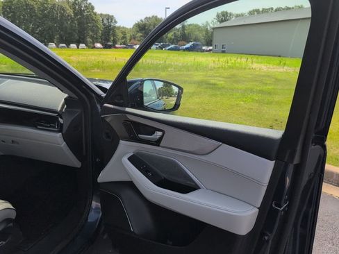 Certified 2025 Acura MDX SH-AWD w/ Advance Package image 59