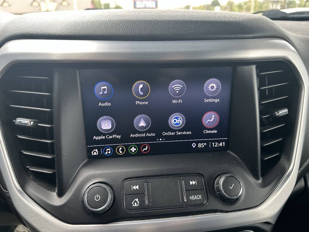 Used 2020 GMC Acadia SLT AWD/4WD image 10