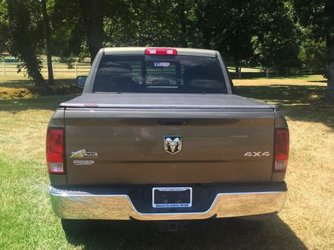 Used 2015 RAM 1500 Big Horn AWD/4WD image 4