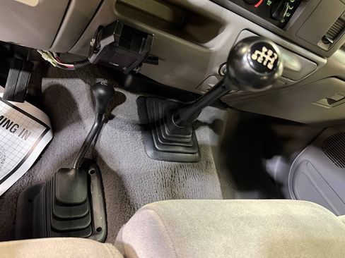 Used 2000 Ford F350 XLT AWD/4WD image 44