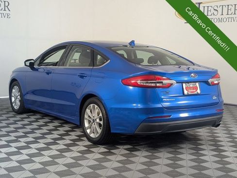 Used 2019 Ford Fusion SE FWD image 5