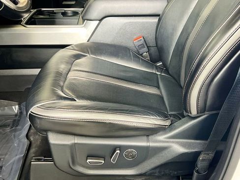 Used 2021 Ford F350 Platinum image 22