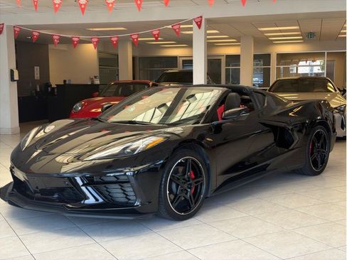 Used 2025 Chevrolet Corvette Stingray Preferred Cpe w/ 2LT RWD image 9