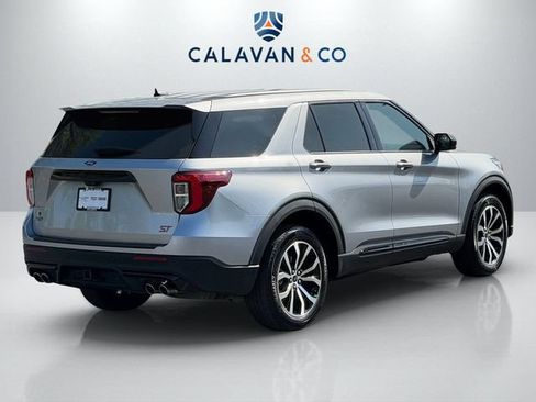 Used 2022 Ford Explorer ST AWD/4WD image 7