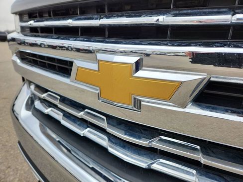 Certified 2019 Chevrolet Silverado 1500 LTZ AWD/4WD image 29