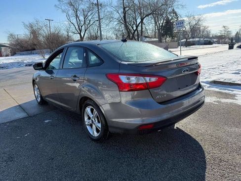 Used 2012 Ford Focus SE w/ SE Sport Pkg image 13