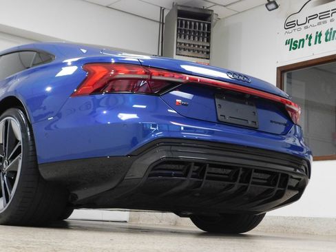 Used 2022 Audi RS e-tron GT AWD/4WD image 82