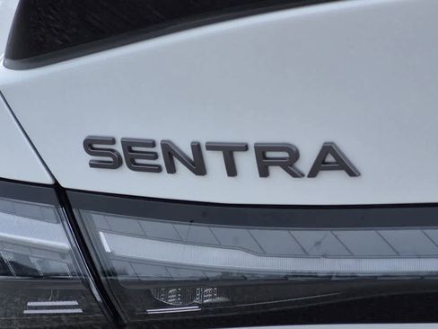New 2026 Nissan Sentra SR w/ SR Premium Package FWD image 18