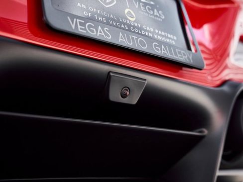 Used 2022 Ferrari F8 Tributo image 16