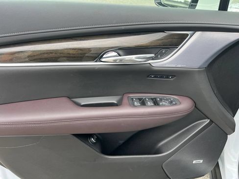 Used 2024 Cadillac XT6 Premium Luxury AWD/4WD image 10
