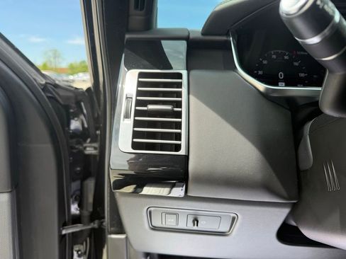 Used 2021 Land Rover Range Rover Westminster Edition image 21