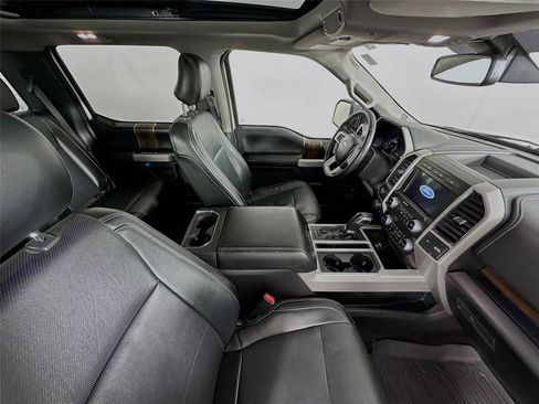 Used 2017 Ford F150 Lariat w/ Equipment Group 502A Luxury AWD/4WD image 29