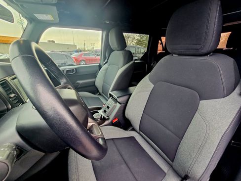 Used 2022 Ford Bronco Big Bend image 6