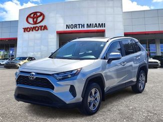 Used 2025 Toyota RAV4 XLE video 2