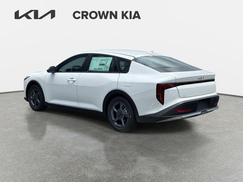 New 2026 Kia K4 FWD image 7
