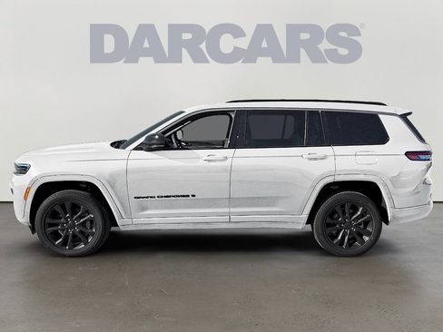 New 2026 Jeep Grand Cherokee L Limited RWD image 2
