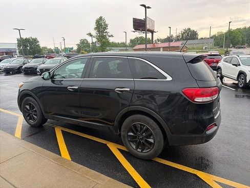 Used 2016 Kia Sorento L FWD image 11