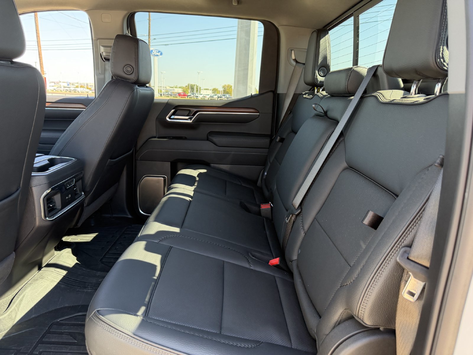 Used 2025 GMC Sierra 1500 Denali w/ Denali Reserve Package AWD/4WD image 29