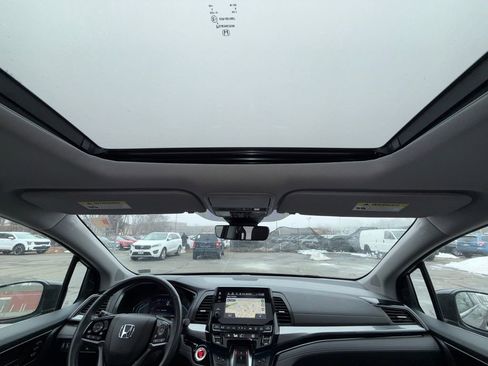 Used 2022 Honda Odyssey Elite image 23