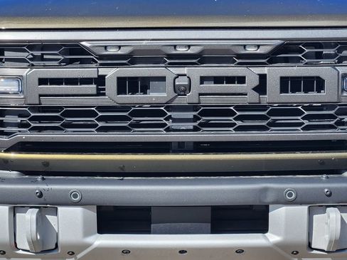 Certified 2025 Ford Bronco Raptor w/ Interior Carbon Fiber Pack AWD/4WD image 22