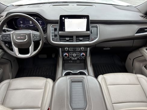 Used 2022 GMC Yukon SLT w/ SLT Premium Package image 29
