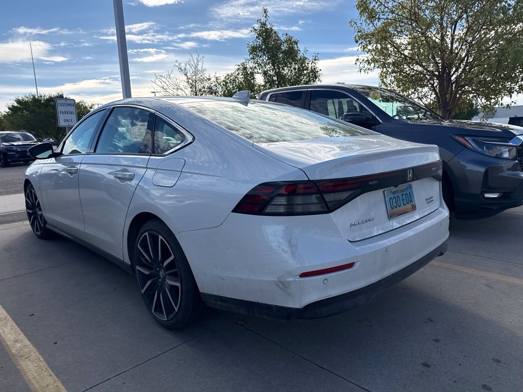 Used 2025 Honda Accord Touring image 5