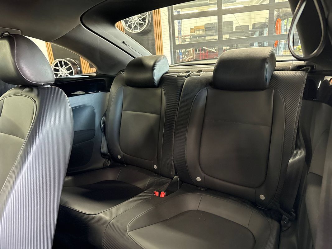 Used 2012 Volkswagen Beetle 2.0T FWD image 41