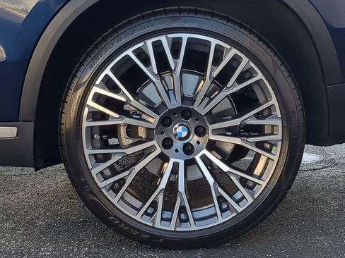 Used 2025 BMW X5 sDrive40i w/ Premium Package image 13