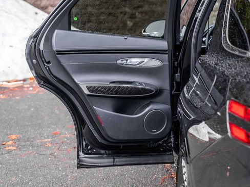 Used 2025 Genesis GV70 3.5T Sport w/ Sport Prestige Package image 18