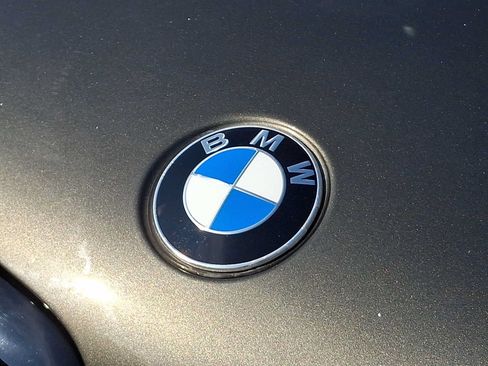 Used 2022 BMW X5 xDrive40i w/ M Sport Package AWD/4WD image 33