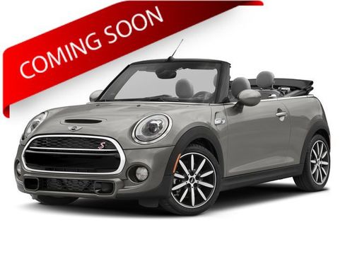 Used 2017 MINI Cooper S FWD image 1