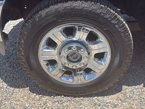 Used 2012 Ford F250 Lariat w/ Lariat Ultimate Pkg AWD/4WD image 41