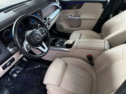Used 2020 Mercedes-Benz GLB 250 image 9