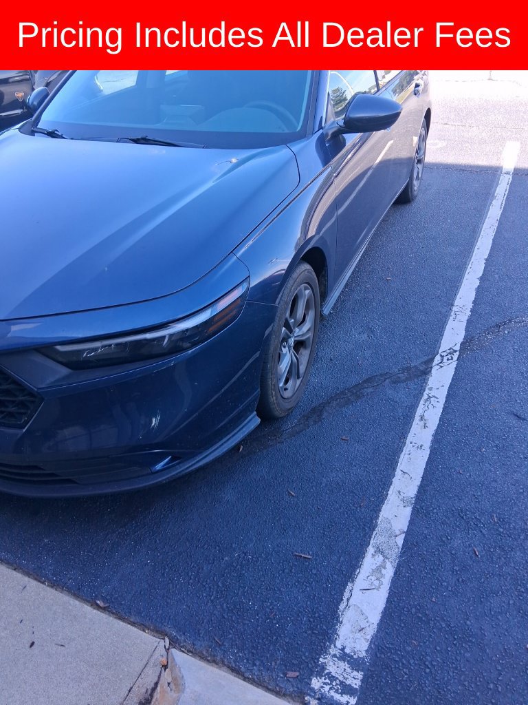 Used 2023 Honda Accord EX image 1