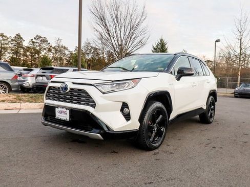 Used 2019 Toyota RAV4 XSE image 13