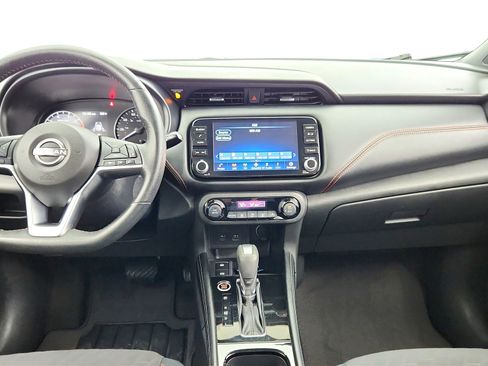 Used 2024 Nissan Kicks SR image 33