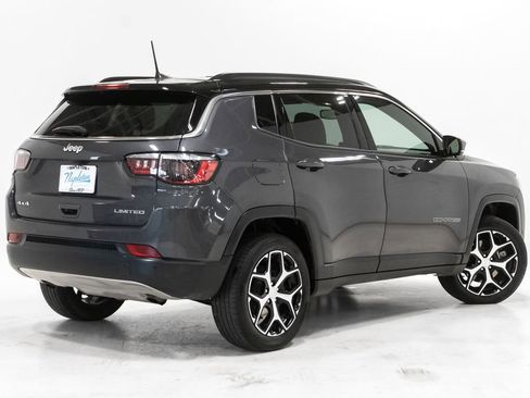 Used 2024 Jeep Compass Limited AWD/4WD image 31