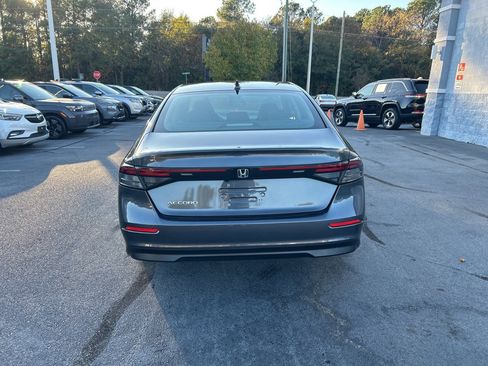 Used 2024 Honda Accord EX image 6