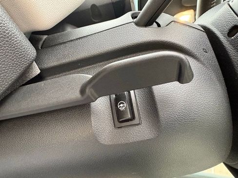 Used 2024 MINI Cooper SE image 26