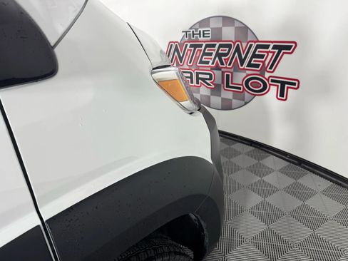 Used 2024 RAM ProMaster 2500 image 28