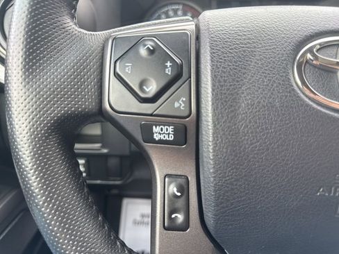 Used 2017 Toyota Tacoma TRD Off-Road w/ Tow Package image 21