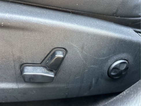 Used 2015 Dodge Charger SRT Hellcat w/ Harman/Kardon Audio Group image 29