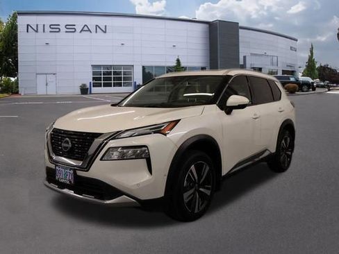 Certified 2023 Nissan Rogue Platinum w/ Platinum Premium Package FWD image 5