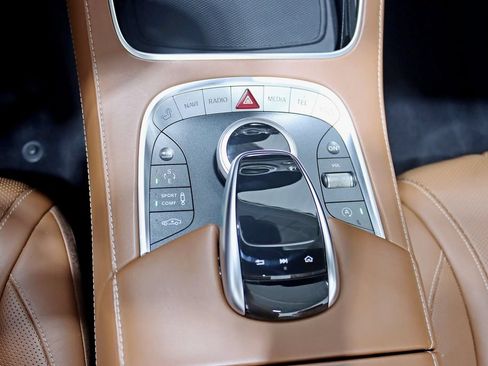 Used 2017 Mercedes-Benz S 550 Cabriolet image 33
