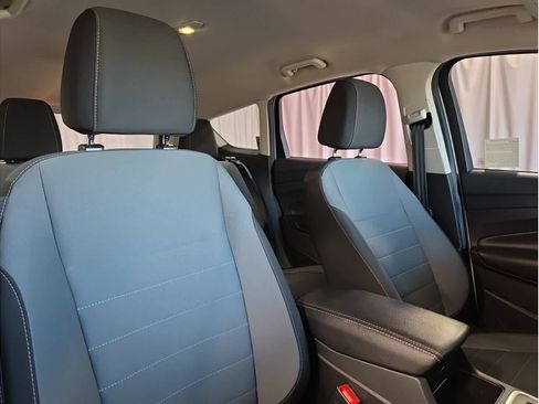 Used 2017 Ford Escape S image 12